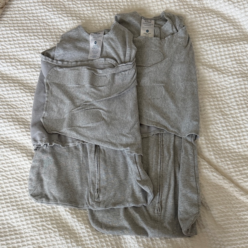 Halo Light Gray Zip-Front Sleep Gowns (Pair)